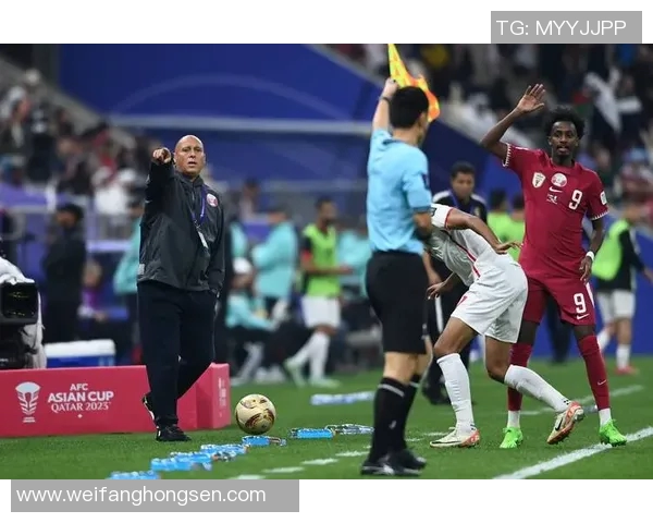中国与卡塔尔足球对决精彩文字直播全程回顾与分析
